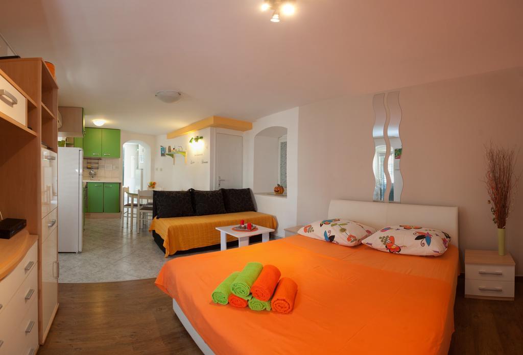 Paradise Apartment With Big Sunny Terrace In The Old Town, Few Meters From The Sea & Riva Promenade سبليت الغرفة الصورة